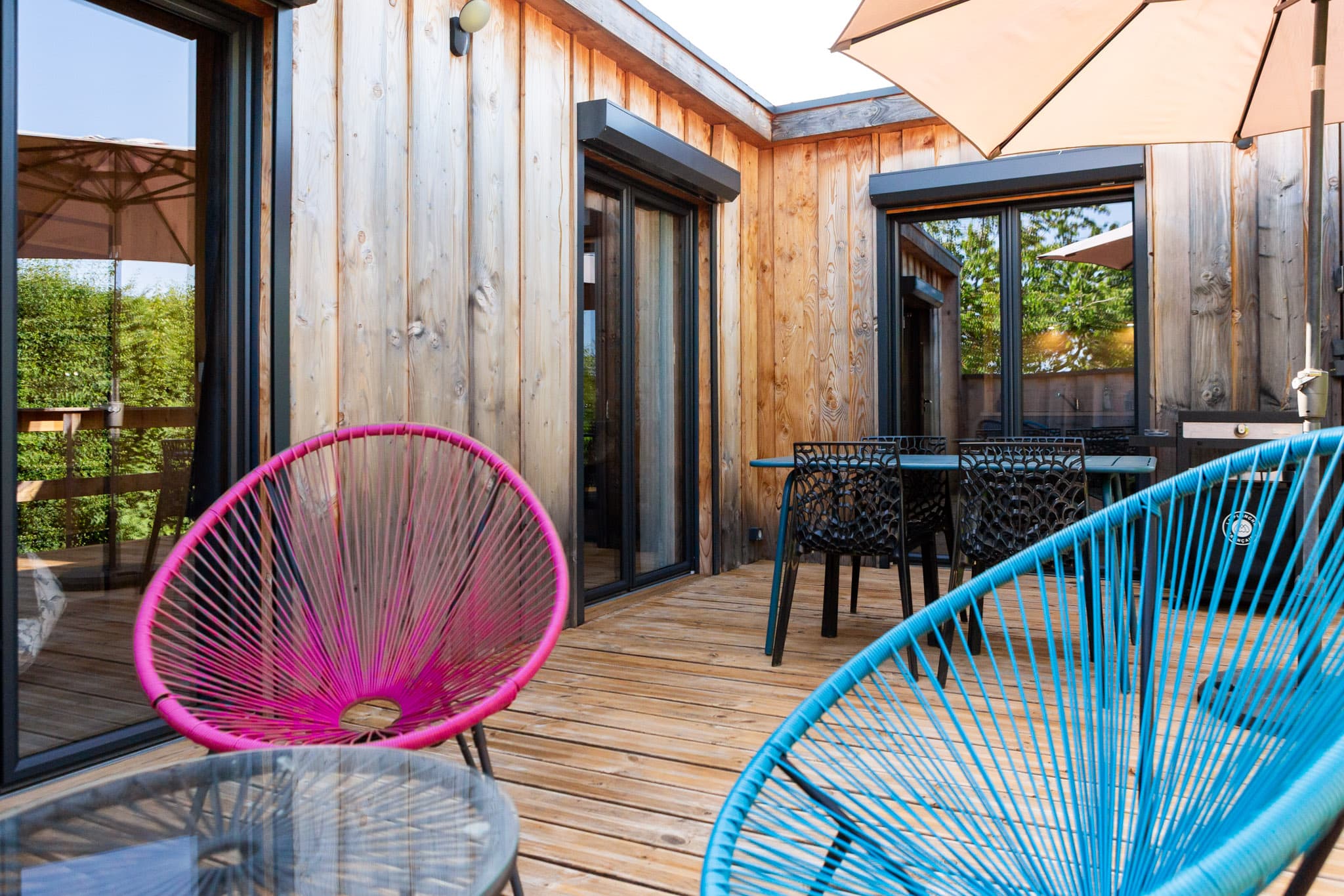Terrasse avec fauteuils Acapulco pour la détente
